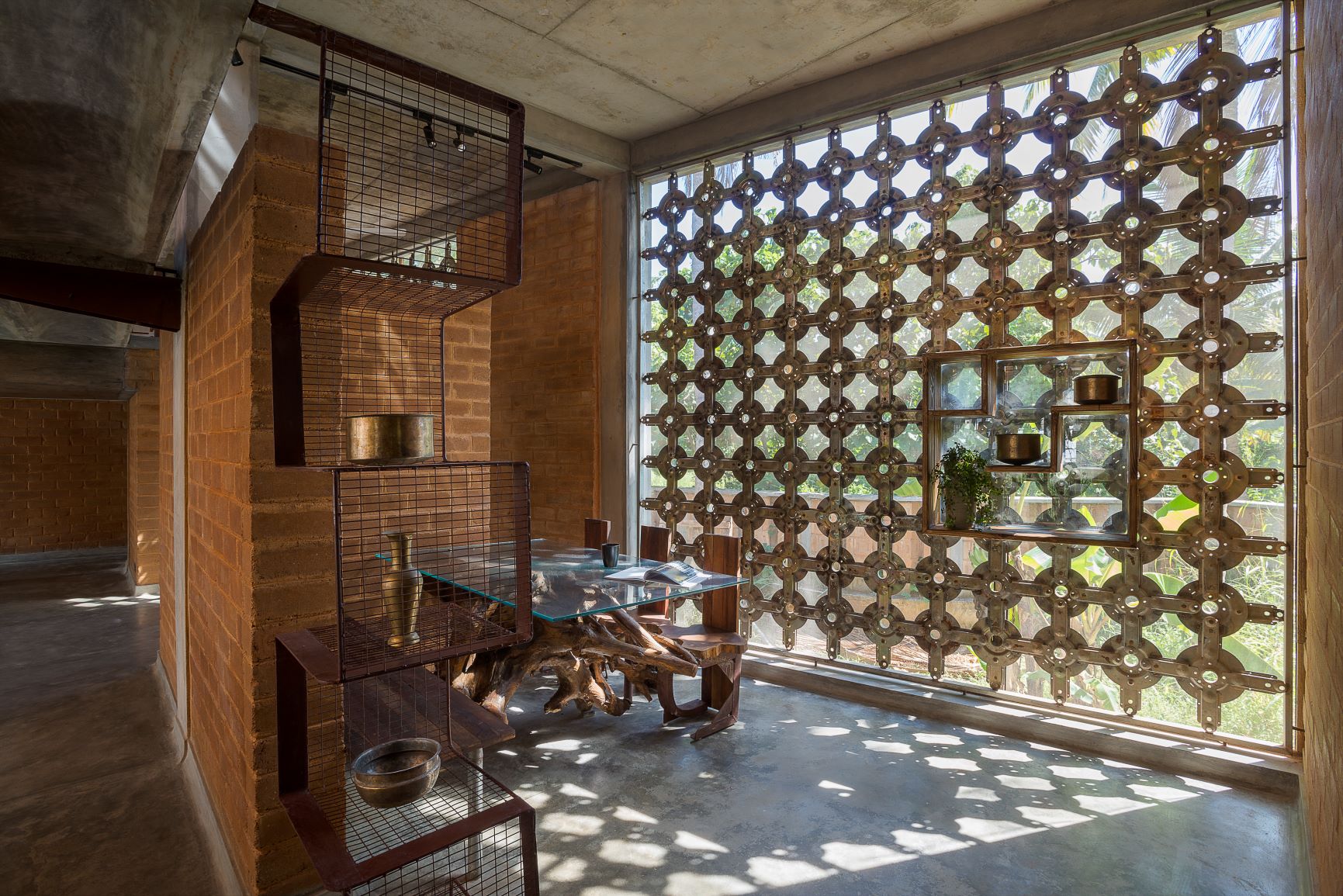 dining-area-iha-residence